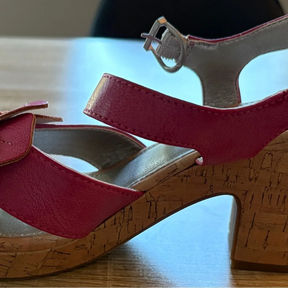 B.OC. Women’s hot pink cork platform & heel sandal size 9M to - Picture 5 of 8